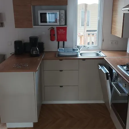 Mh T02 Magnifique 2Ch 2Sdb 40M2 Dans Camping 4 Etoiles Avec Parc Aquatique Kamp alanı *